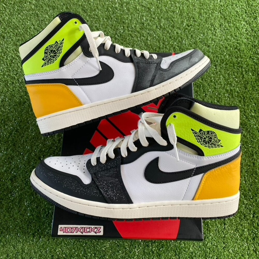 2021 AIR JORDAN 1 RETRO HIGH OG 'VOLT GOLD' size 12